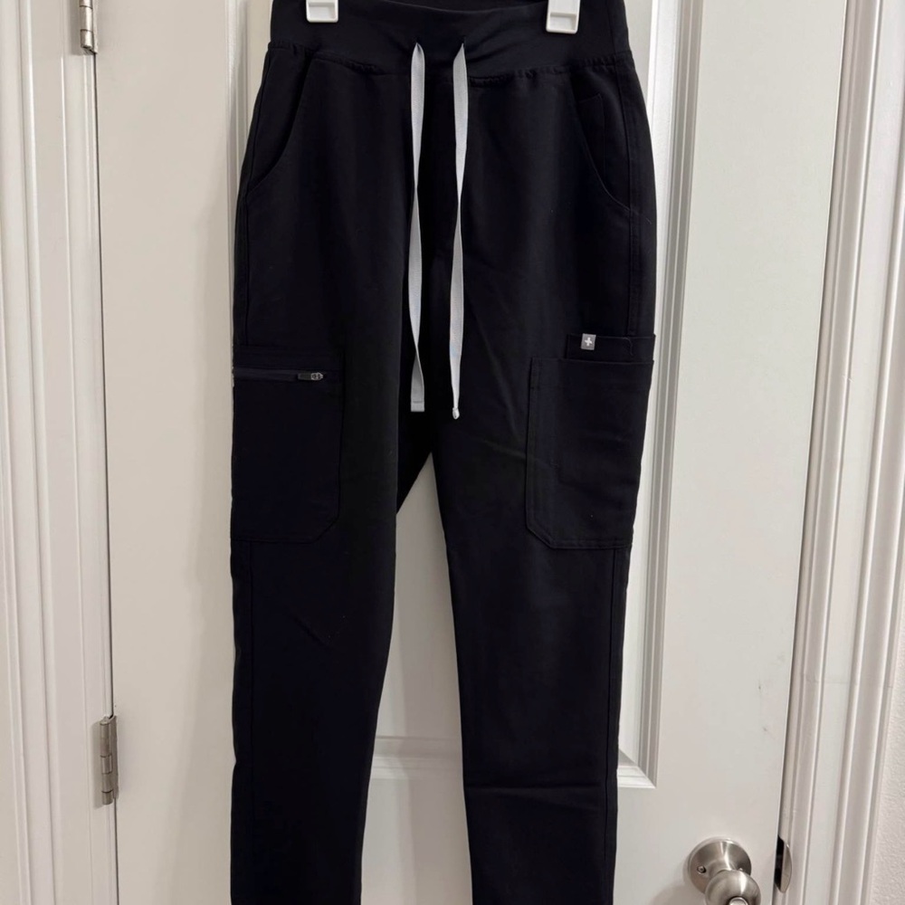 Figs Black Women's Pants